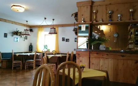 Garni Al Silvestri Vei Hotel 2*