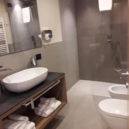 Garni Al Silvestri Vei Hotel